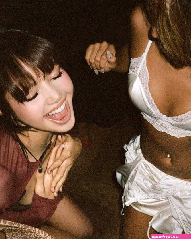 Lisa Blackpink Nude Leaked OnlyFans