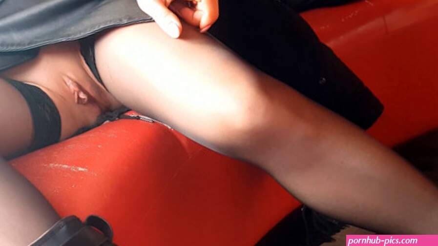 MY BROTHERS GIRLFRIEND SHOWS ME HER PUSSY IN A CAFE! PUBLIC FLASH OF JUICY PUSSY UNDER THE SKIRT!