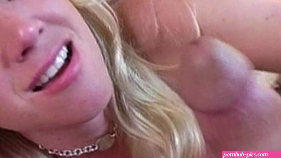 4K Perfect Natural Fit Body Big Tits Blonde Babe Taylor Lynn Gives Lucky Old Man Hot POV Handjob