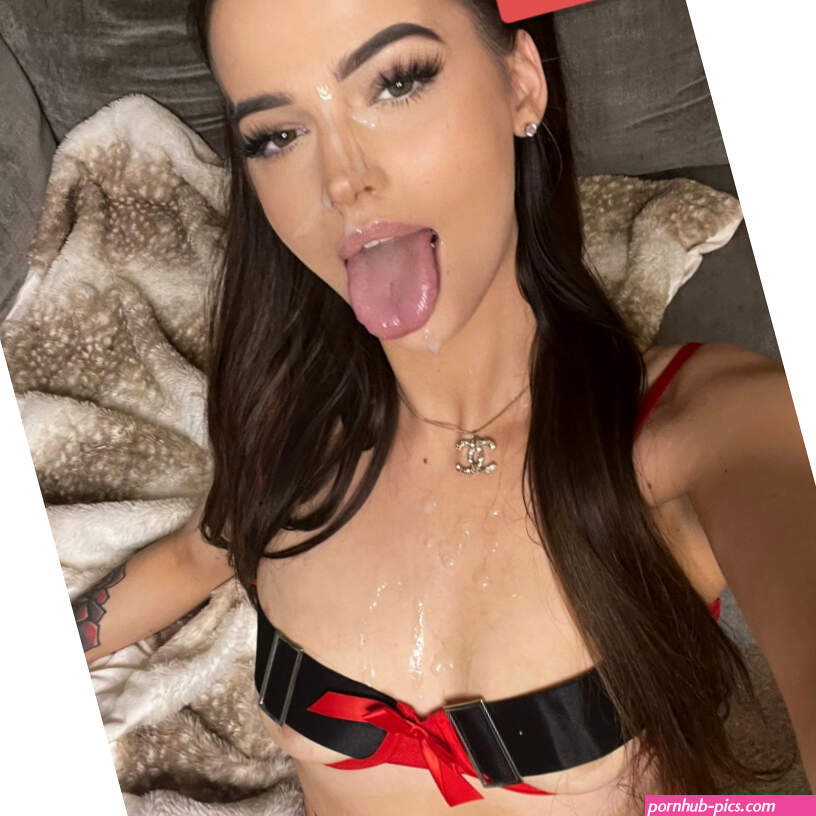 XoSarahX OnlyFans Leaked 30.67GB