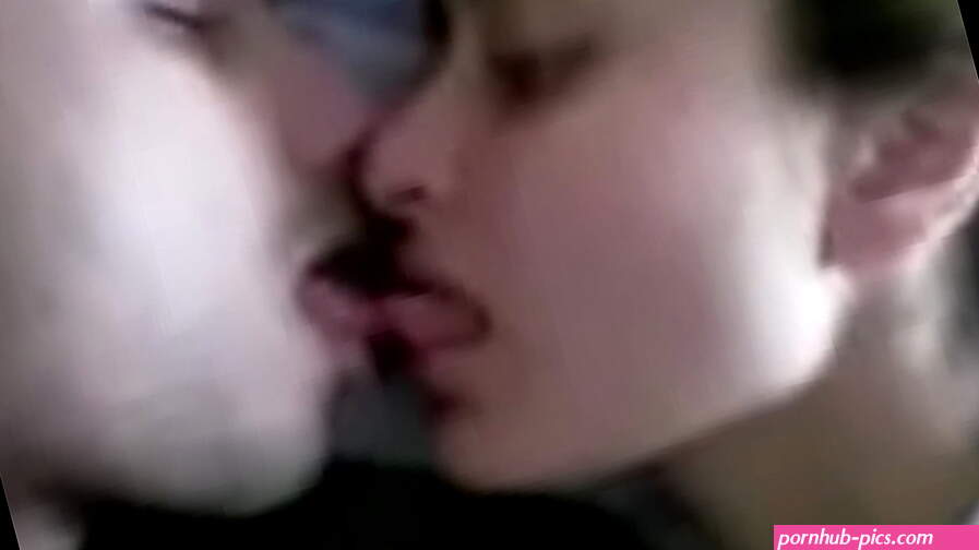 KareenaShahid 8e10 w 2
