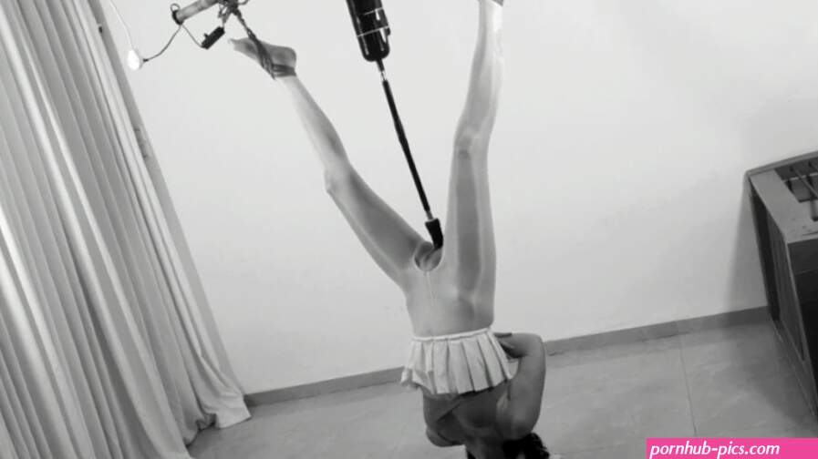 Welcome To My Cum Trap 3: UPSIDE-DOWN FUCK MACHINE