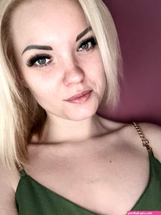 Want to see more from gorgeous SexyFairy94? Check out her OnlyFans page and subscribe for FREE right now! Youll love it!