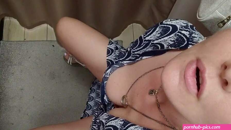 PUBLIC SQUIRT SHOPPING. SOLO. ASMR. BLONDIE CUTE Vidéos Porno