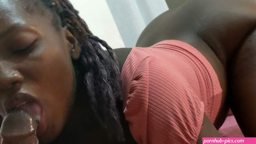 Big Ass Freaky College Sexy Ebony Thick Girl Fucking and Sucking a Big Dick Dread Head Slut