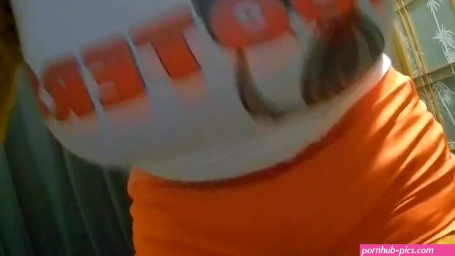 Hooters Cosplay