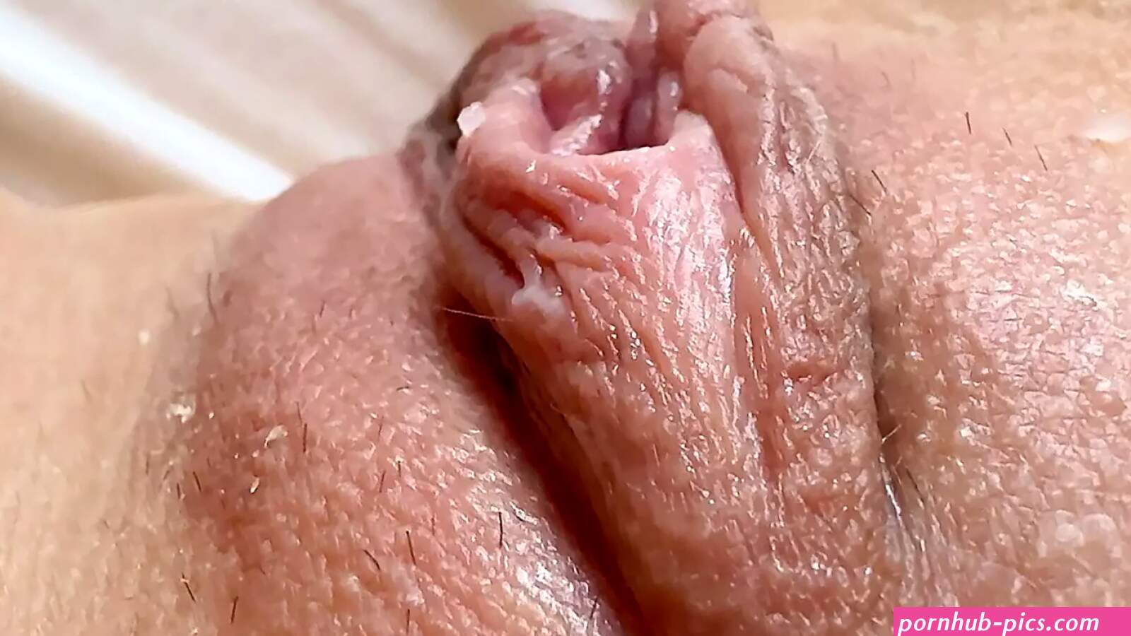 Pleasuring Needy Pussy Porn Videos
