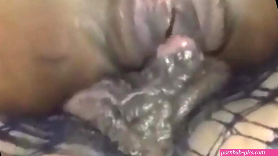 WOMEN BUSSING NUTS ON DICKS RAW INSTANTLY EYES CLOSED SEXUAL SWEATY SEX NUT SLAPPING AGAINST PUSSY HOLES