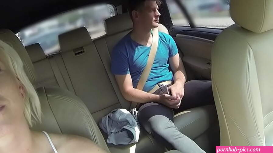 Big Tits Blonde Became Uber Driver To Fuck Hot Guys