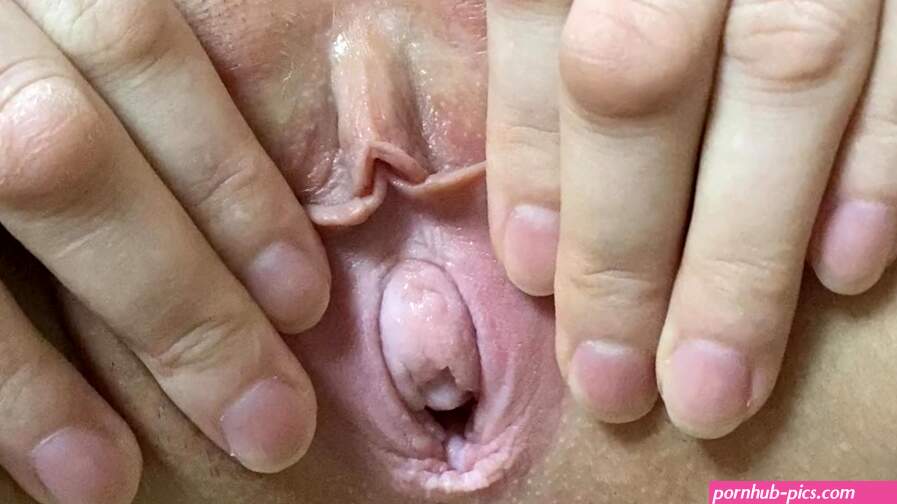 Open pussy and clit on the office chair. Spread Pussy Gaping