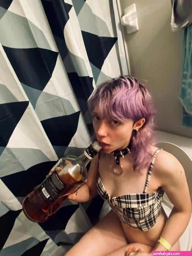 adiontis kingadiontis Naakte Gelekte OnlyFans Foto 3