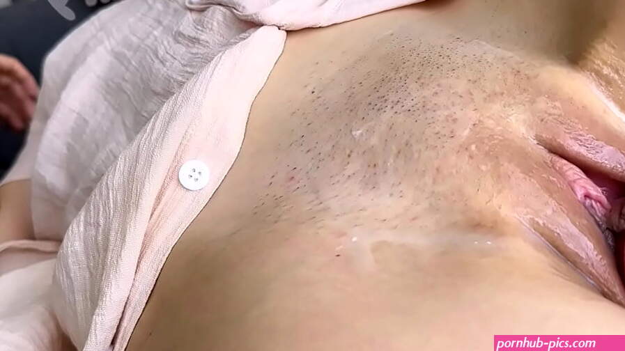 Cum in pussy MILF stepmom closeup