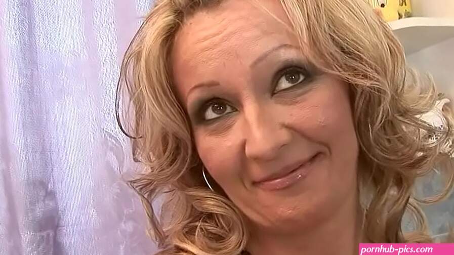 Euro Mature Got Assfucked By Fat Dick