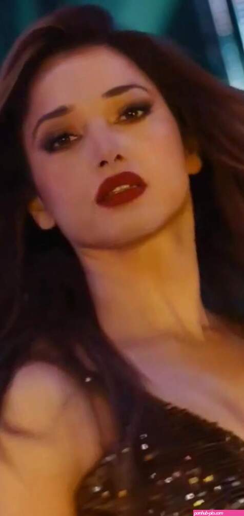 Tamanna Bhatia Sexy