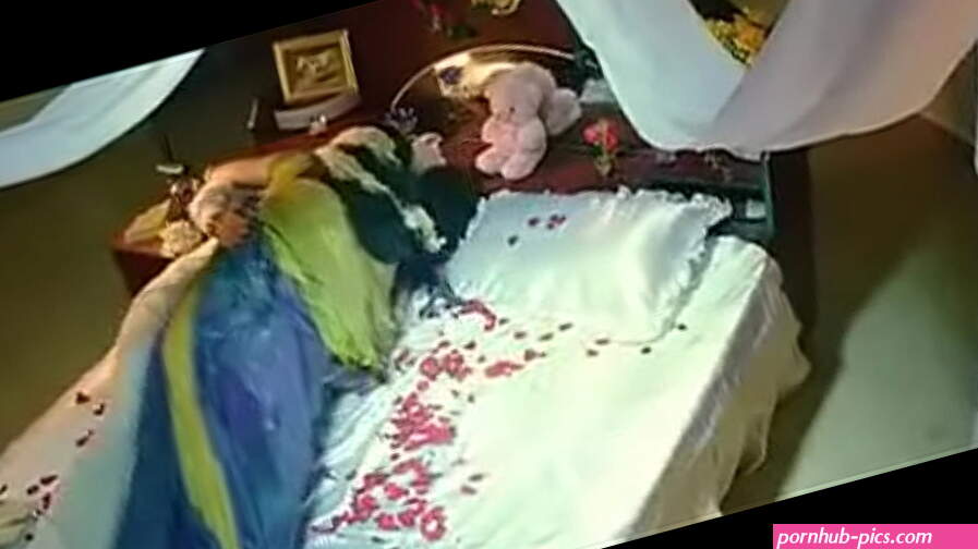 Deepthi Nambiar Hot First Night Scene In Yugam Tamil Movie