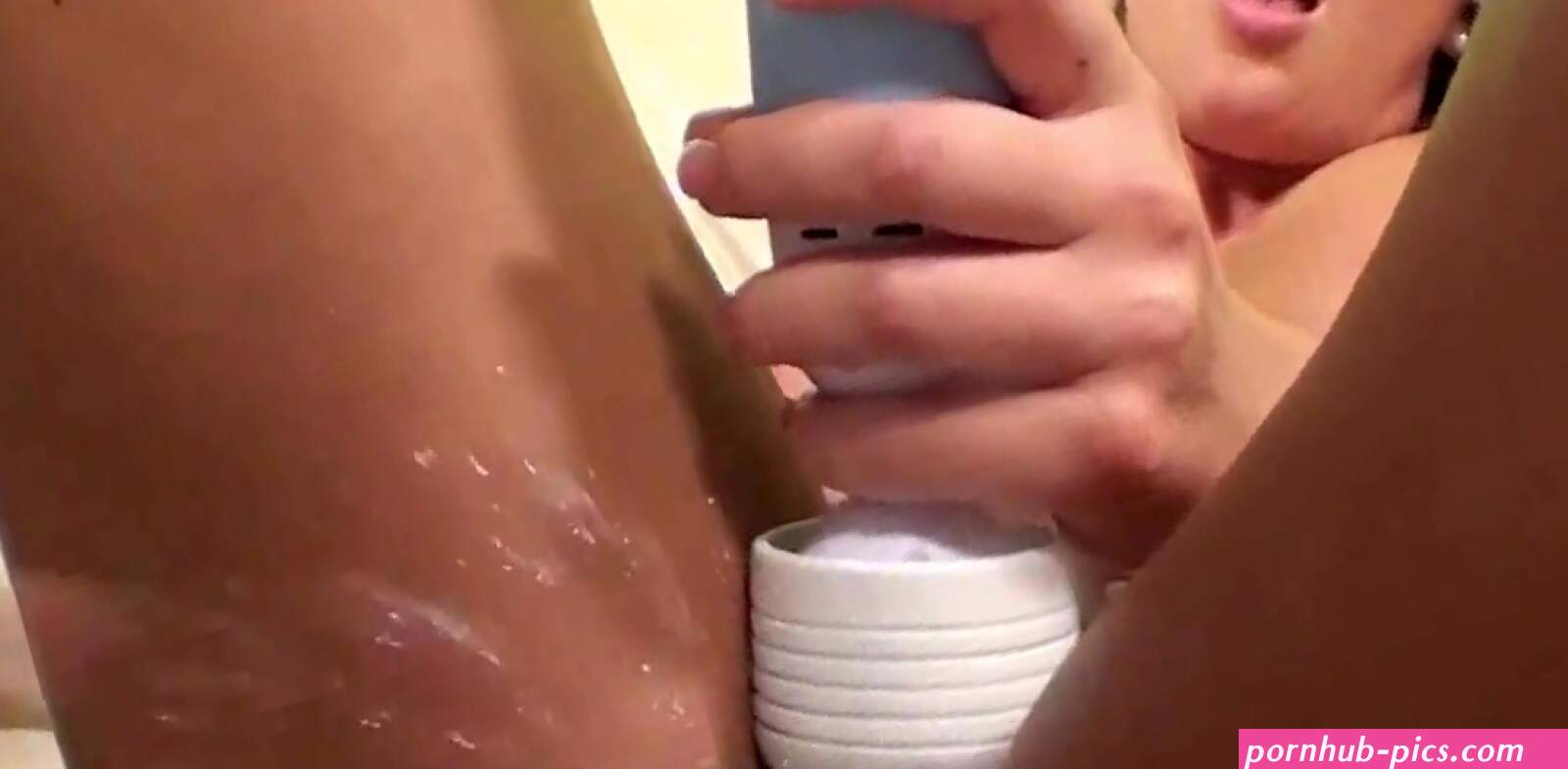 NICOLE ANISTON Fun Filled SQUIRTING CREAMPIE THREESOME...