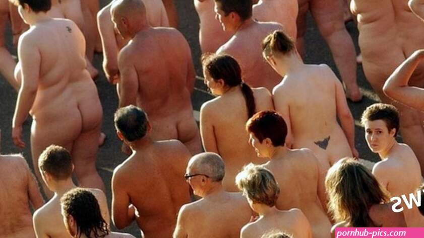 Hull set for City of Culture mass nude photograph