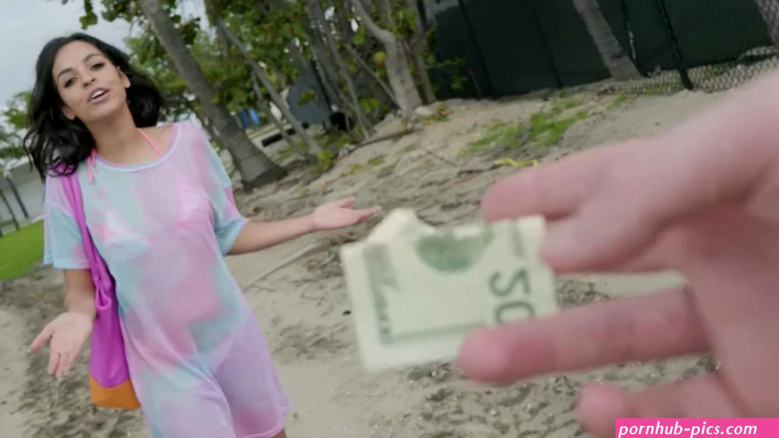 Oliver Flynn exchanges money for a tight pussy