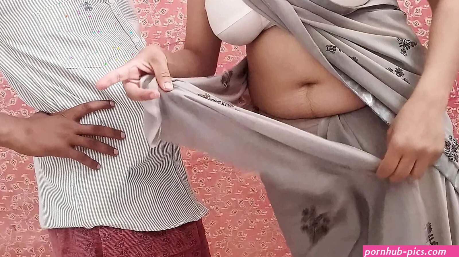 Hot Mallu Aunty In A Bra After Taking Off Her Saree Porn Videos: Best UHD 4K 2160p XXX 2026