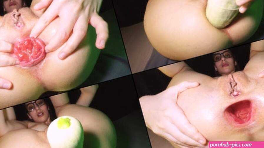 HUGE GAPES with HUGE ZUCCHINI Close up Teen Prolapse Glasses Huge toy Hardcore Anal