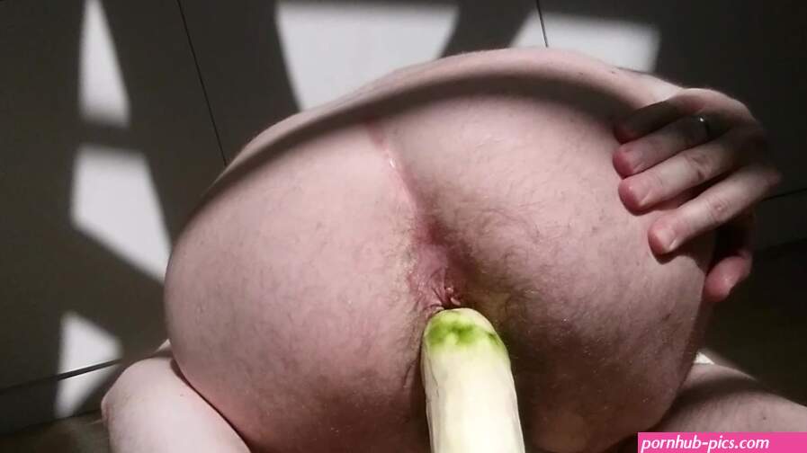 The Big Anal Challenge for straight guy: wood glass metal skin zucchini