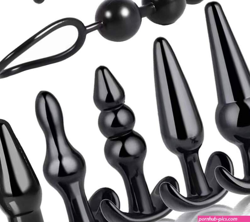 6 Piece Butt Plug Set Silicone Anal Plugs with 5 Different Sizes Buttplug and 1 Anal BeadsAnal Toys Butplug for TrainingSM Sex Toys for Couples Flirt Play Fetish Cosplay : Amazon.co.uk: Health