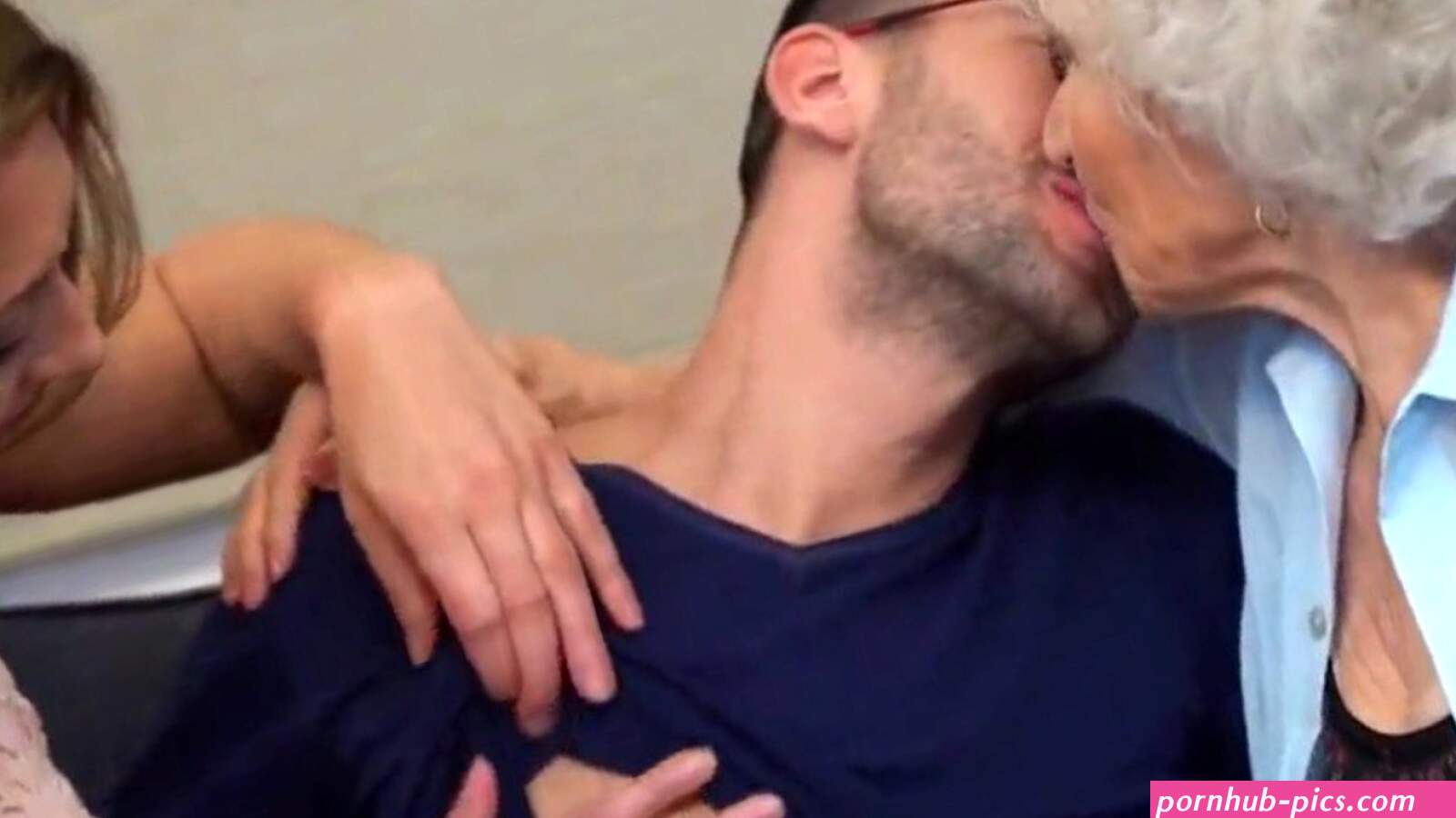 Mature Threesome Free Porn