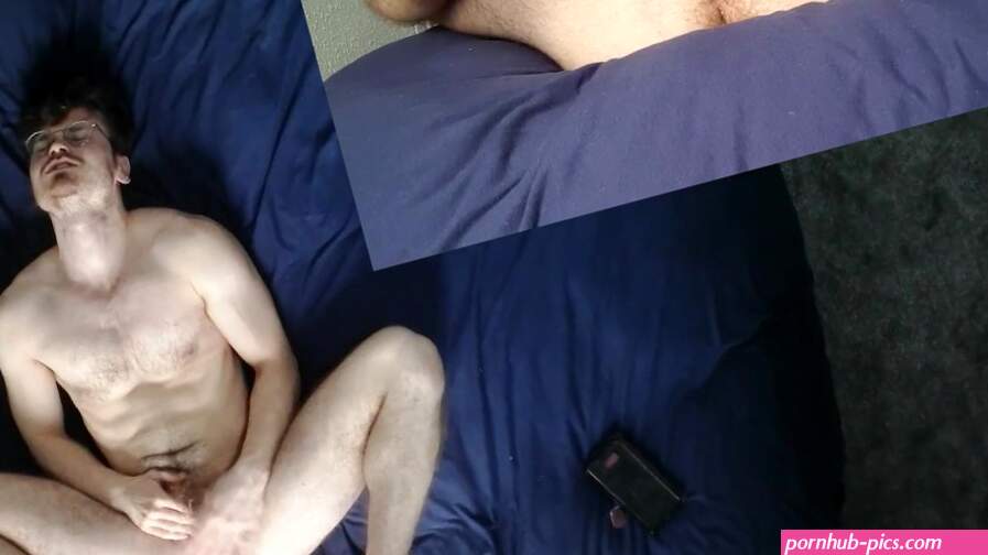 ftm masturbating and squirting