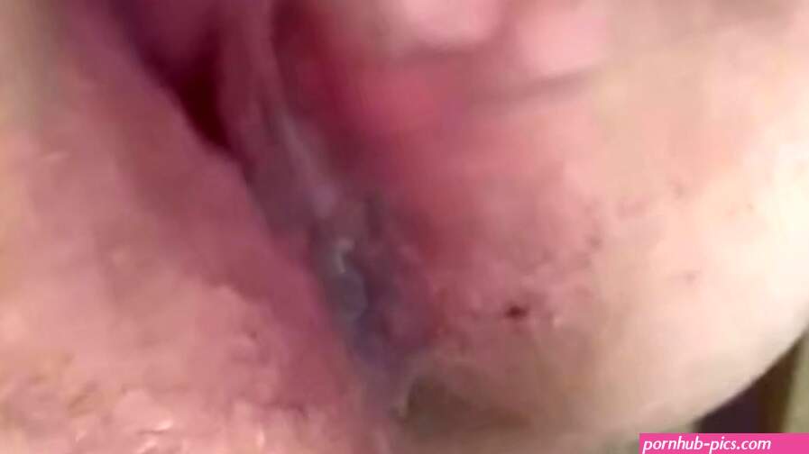 GETTING SQUIRT FROM MY TIGHT PUSSY RUSSIAN HOMEMADE AMATEUR Porn Videos