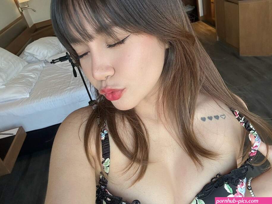 isabelleharis photos and videos from OnlyFans