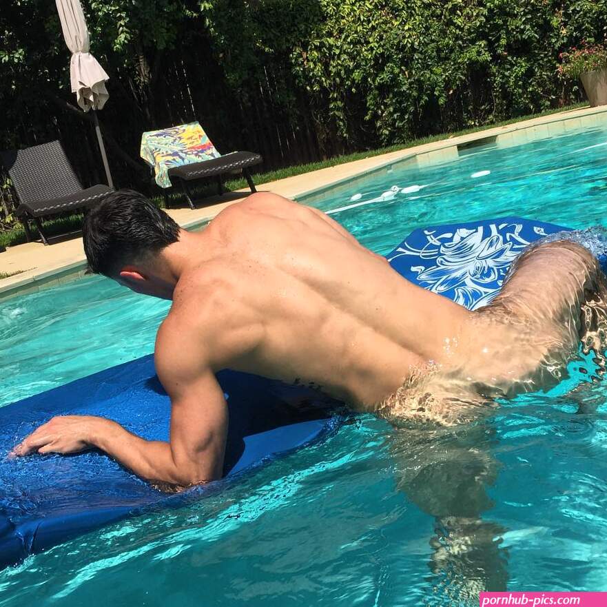 I Wouldve Loved to Have went Skinny Dipping with These Naked Hunks...Im a Pro-Nudity Guy who Loves Skinny Dipping!