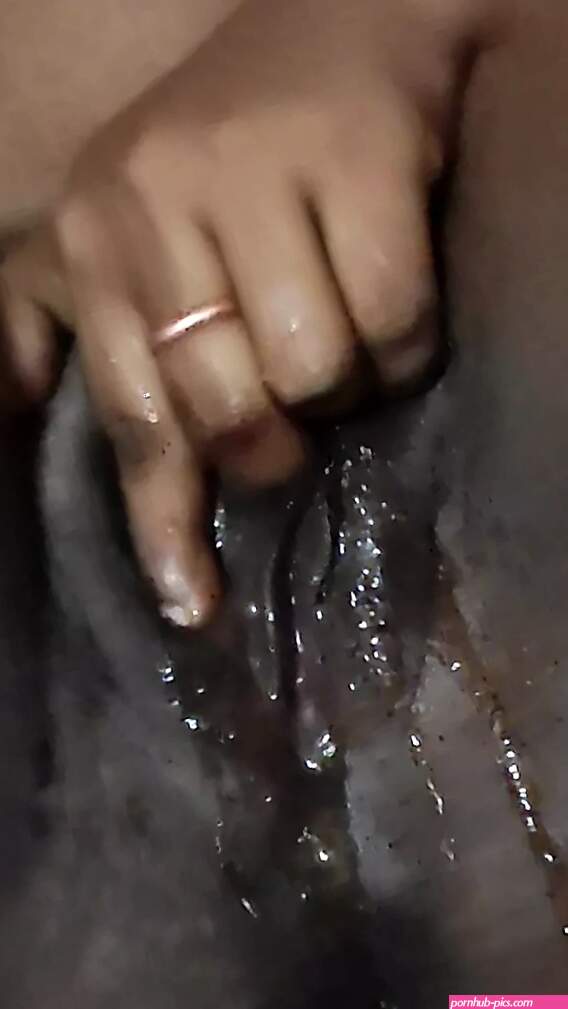 Free Self Fingering Porn Videos