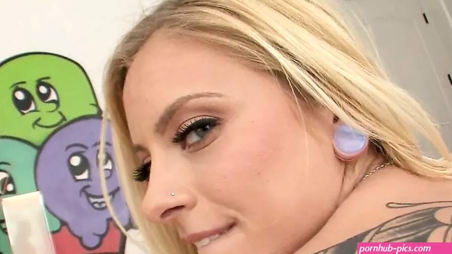 Pervcity Blonde Slut Uses Spit for Anal Lube feat. Cameron Canada by Perv City