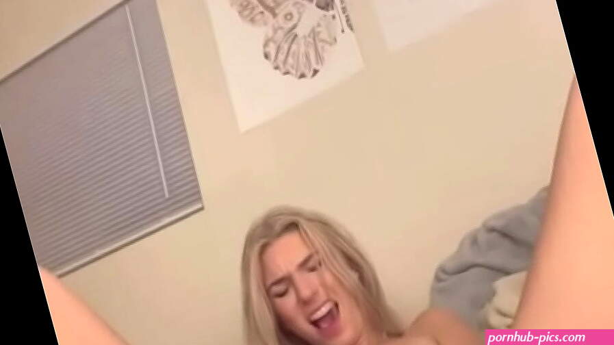 18 YO Blonde girl masturbating in dorm room
