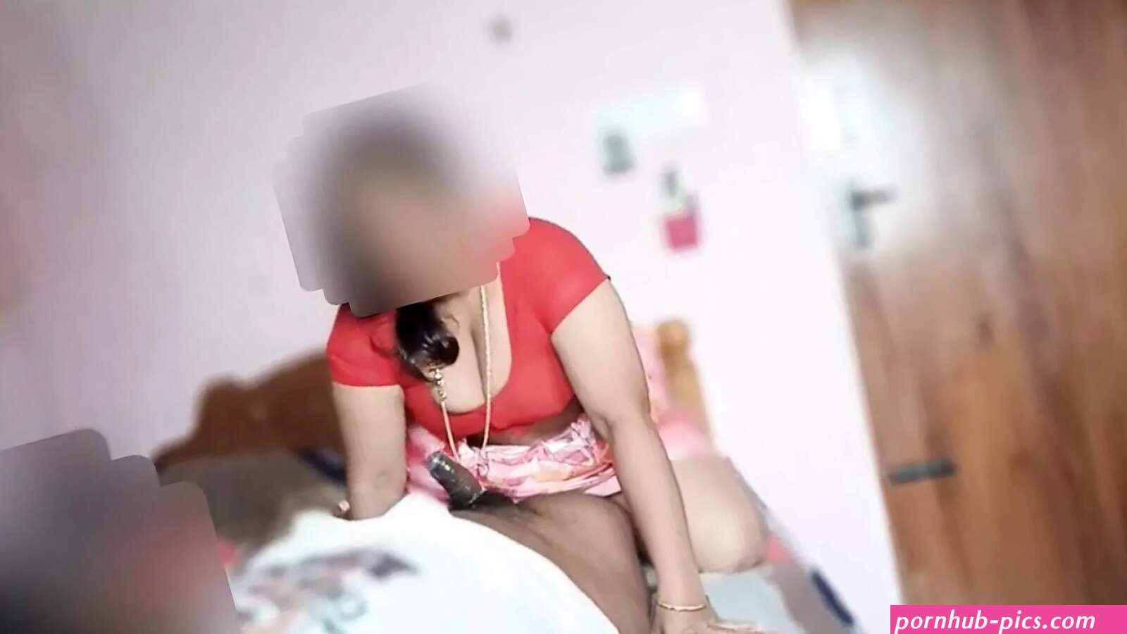 Indian saree blowjob Porno Videos