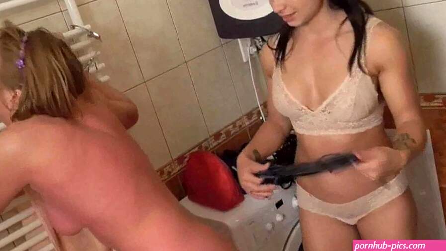 Amateur Lezdom Porn Videos: 720p HD XXX 2026