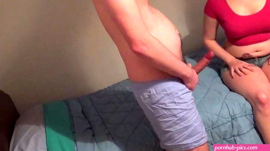 Britse stiefzus verliest een weddenschap met haar stiefbroer Porno Video