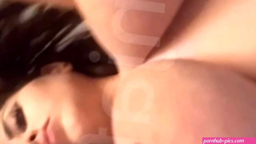 7 minutes of your favorite Persian titties