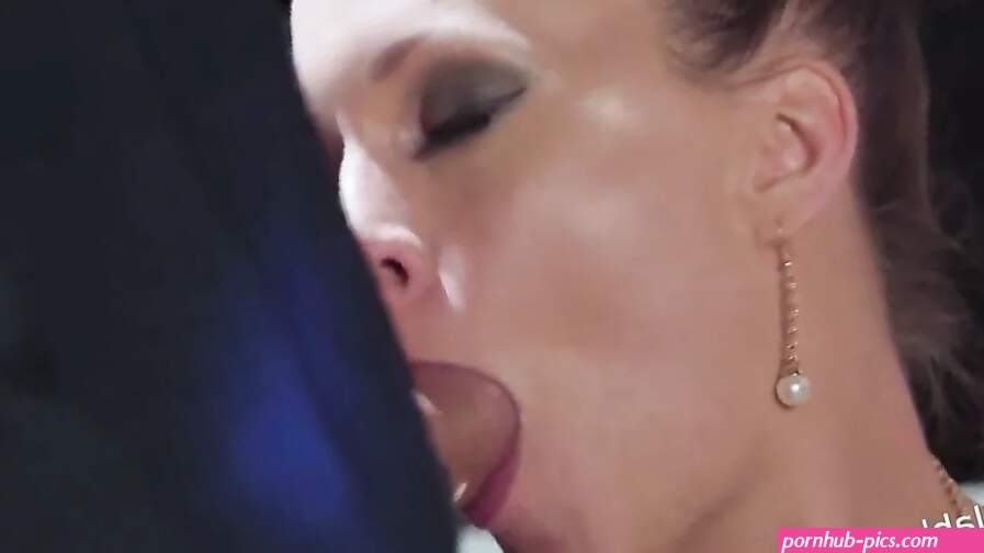Half drunk at a private party ends up in a porn threesome