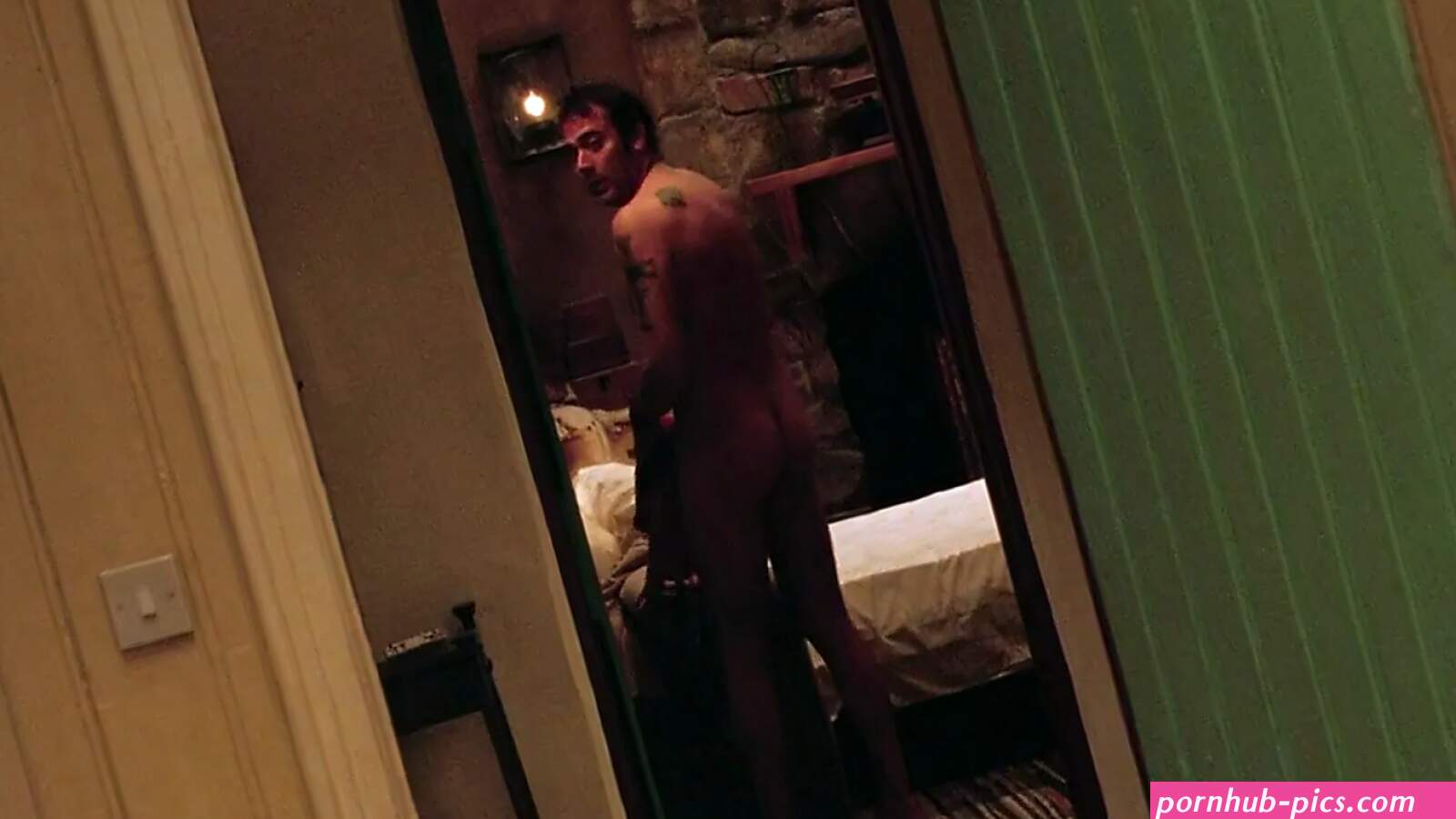 Where To See The Walking Dead Stars NUDE!
