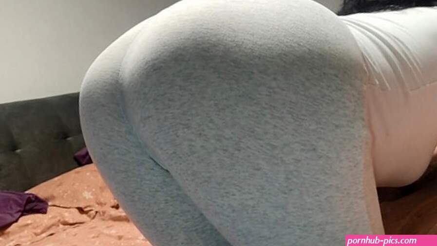 Belle-mère salope latina milf avec un gros cul se fait sodomiser