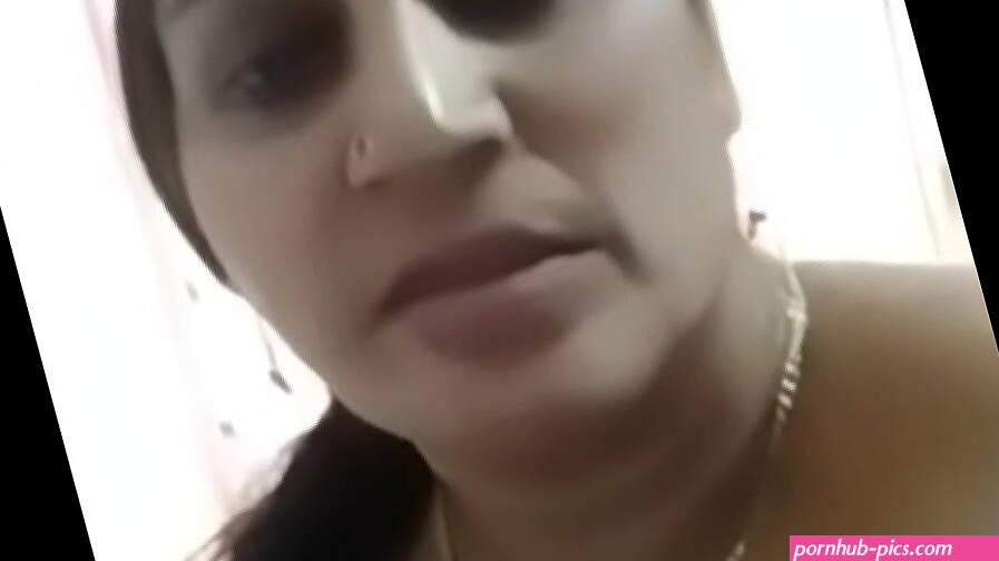 Kerala Mallu Aunty secret sex with husbands friend