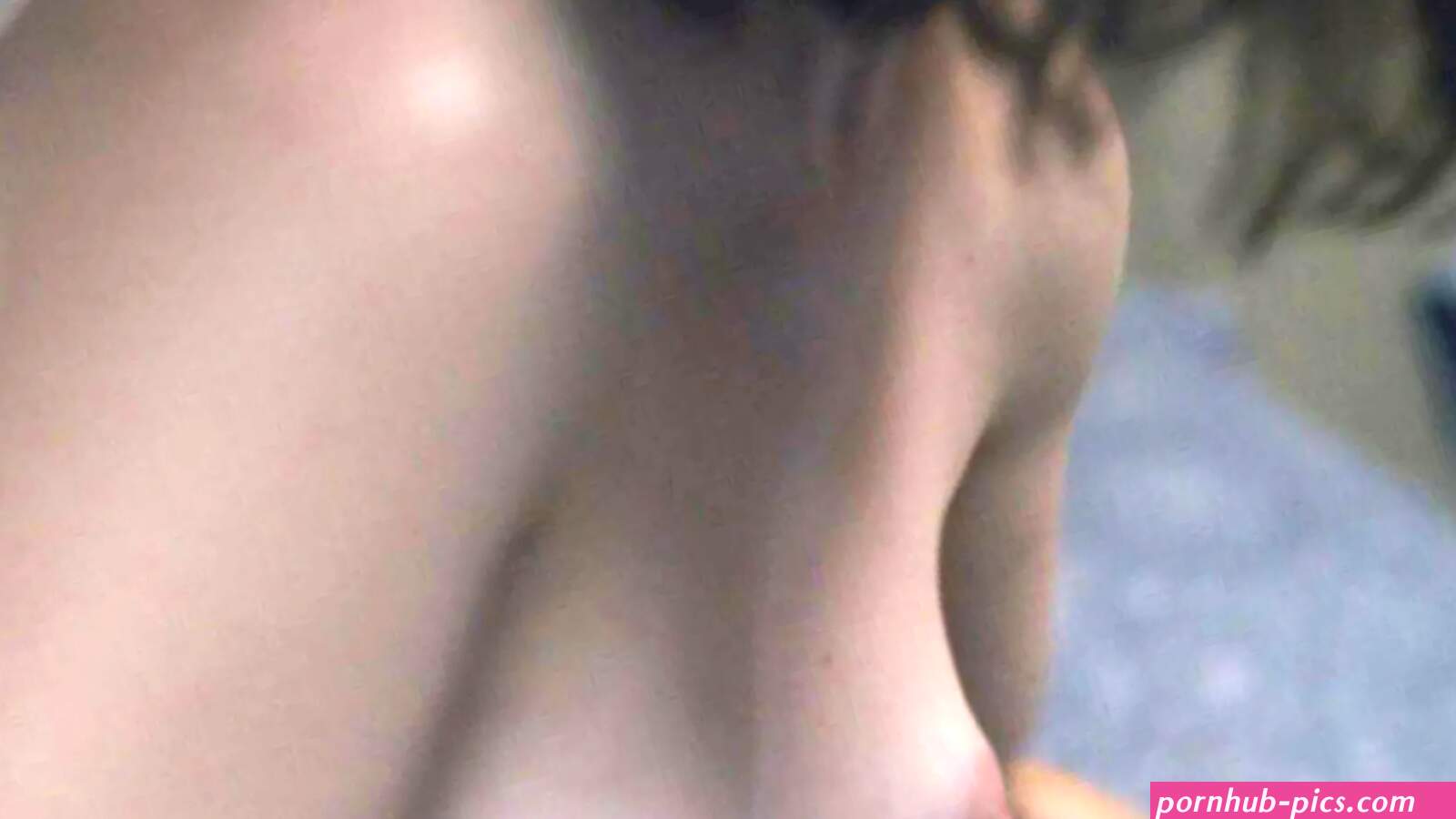 See Rachel McAdams Nude
