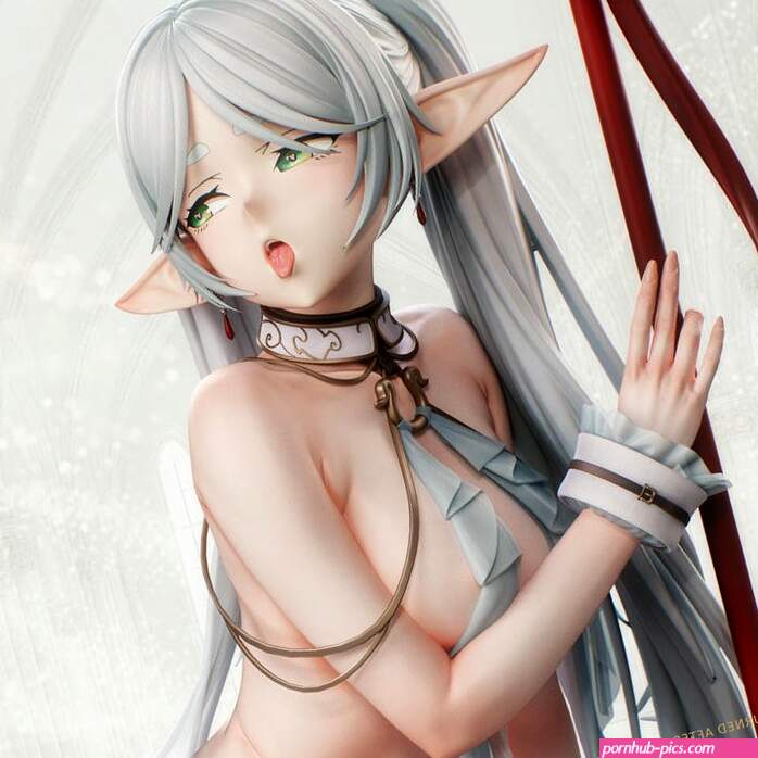 Frieren Is Looking Too Sexy?!