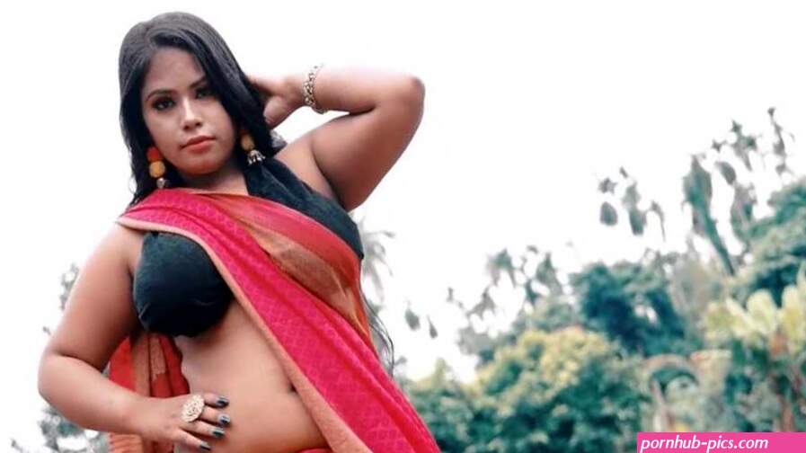 sreetama big boobs