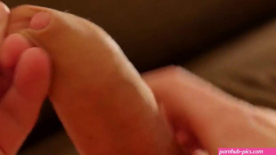 Masturbation session with foreskin playing by solo twink