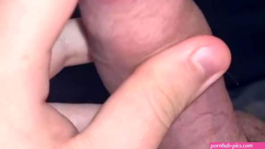 19 year old fingering his wet foreskin