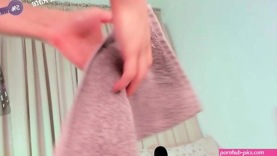 Kitty Sophie Masturbation Part 1
