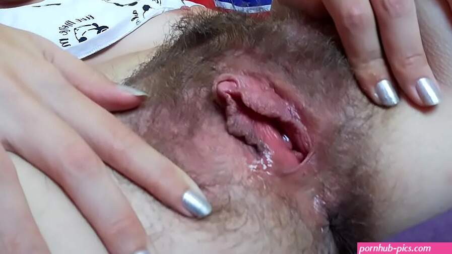 Erected clitoris close up orgasm hairy pussy vibrator masturbation