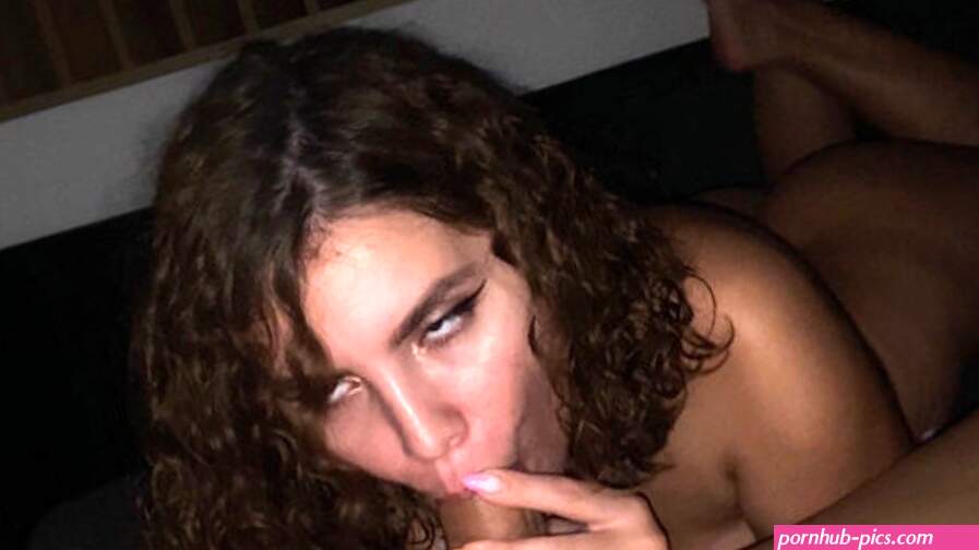 I Woke Him Up With Blowjob And Made Him Cum In My Mouth After Facefuck
